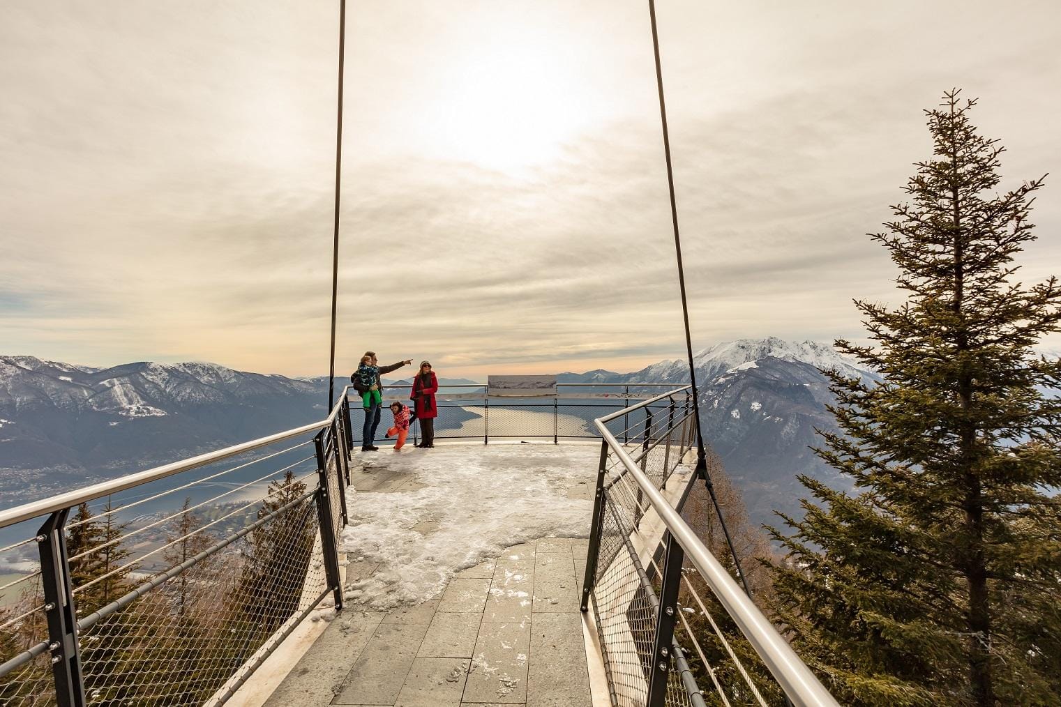 Panoramaterrasse in Cardada