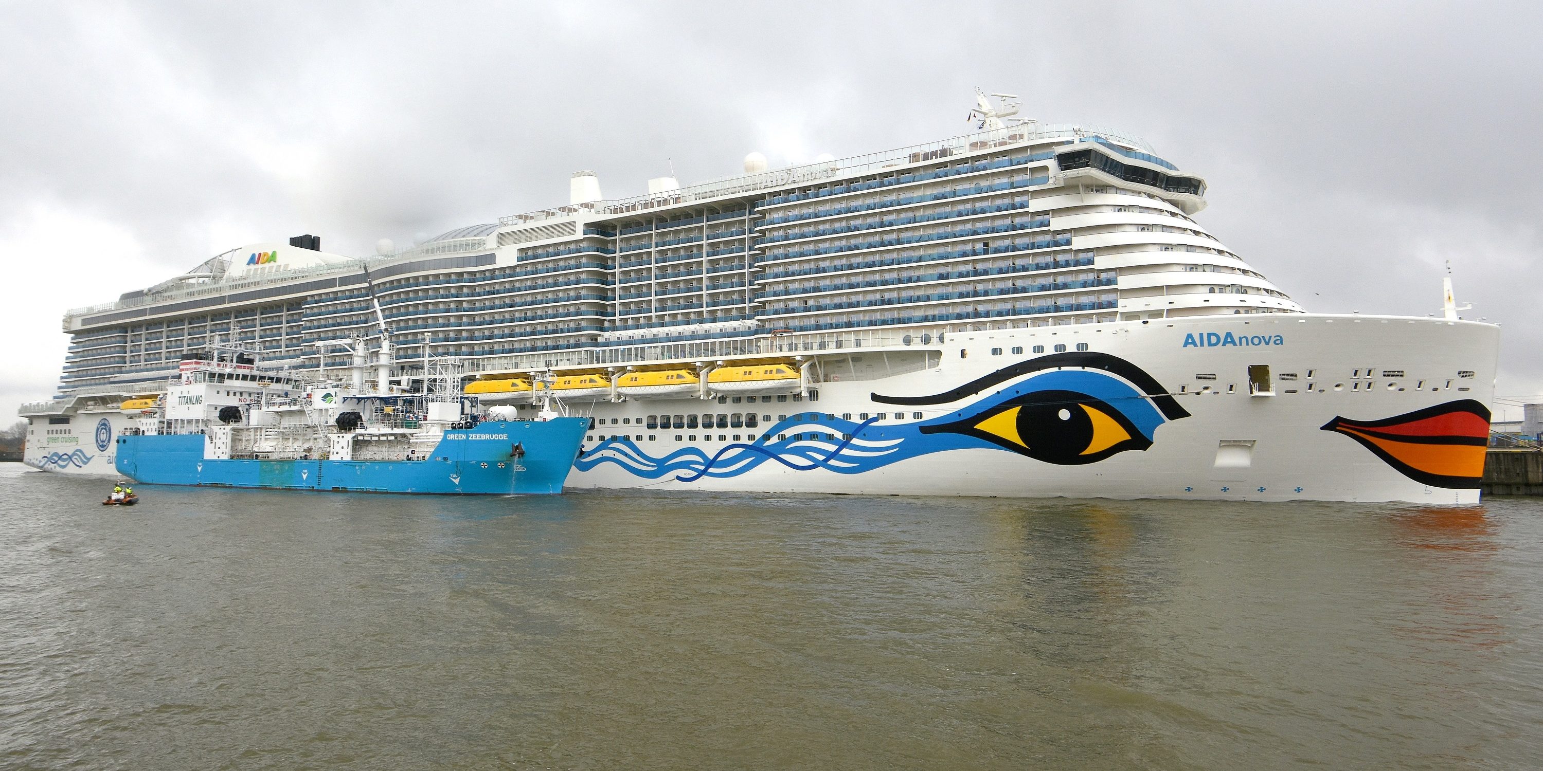 AIDAnova wurde in Hamburg mit LNG betankt. (Foto: AIDA Cruises)