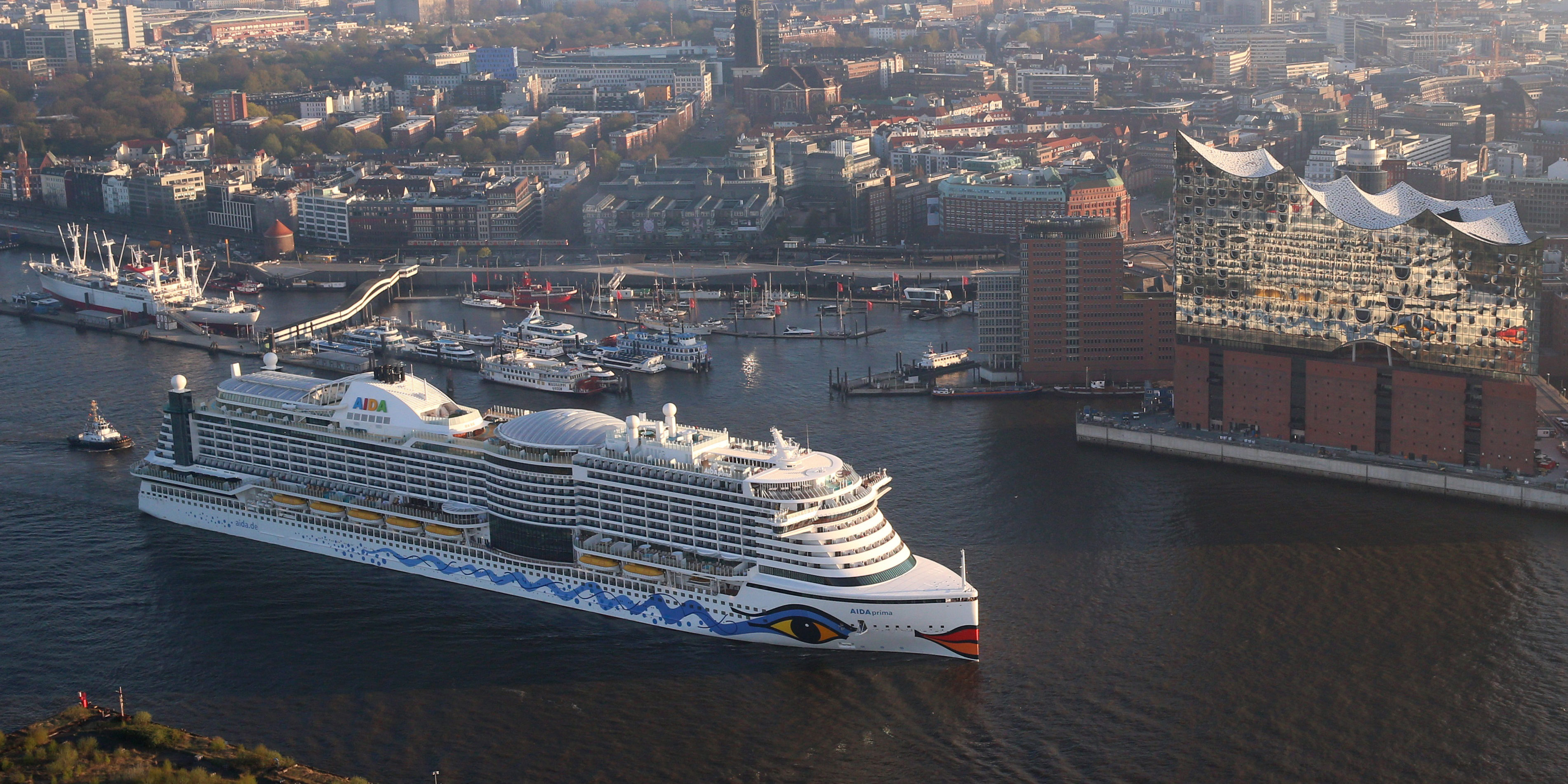 AIDAprima in Hamburg. (Foto: AIDA Cruises)